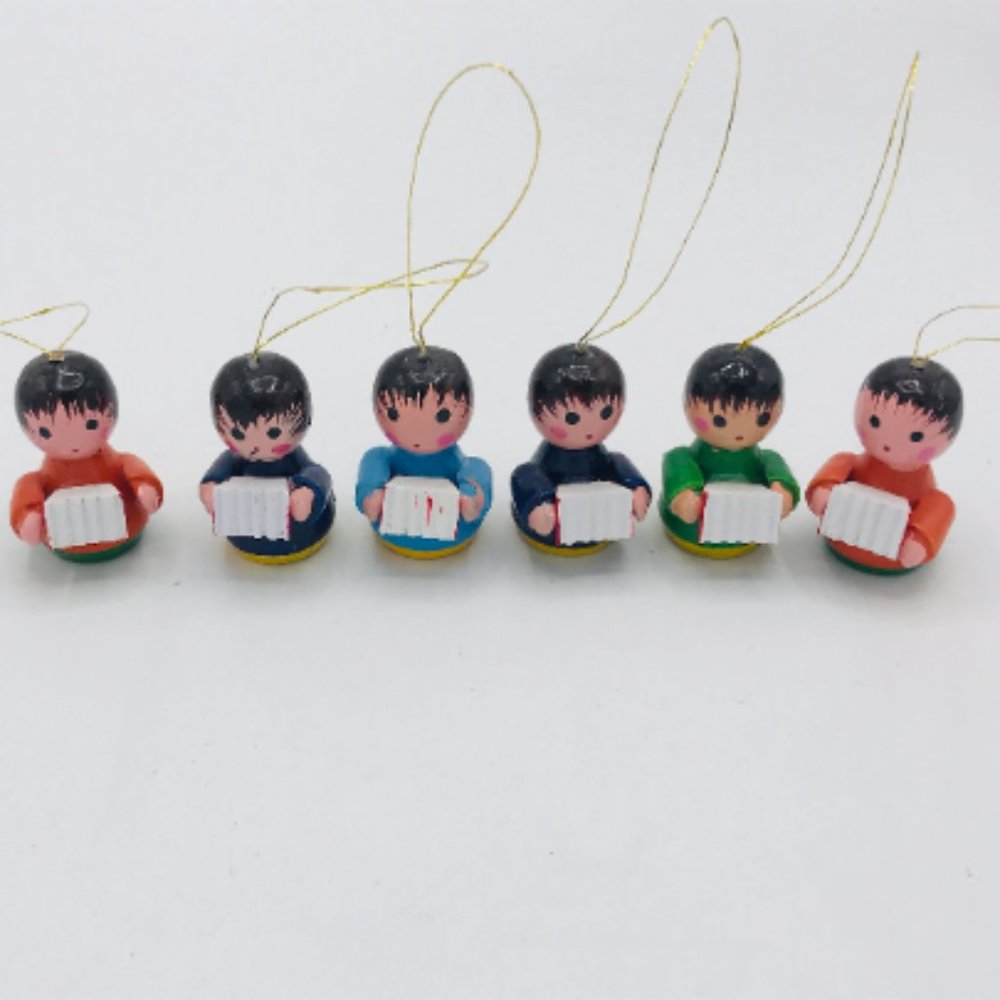 Vintage Wood singing Choir Christmas Ornaments - 1 3/4"